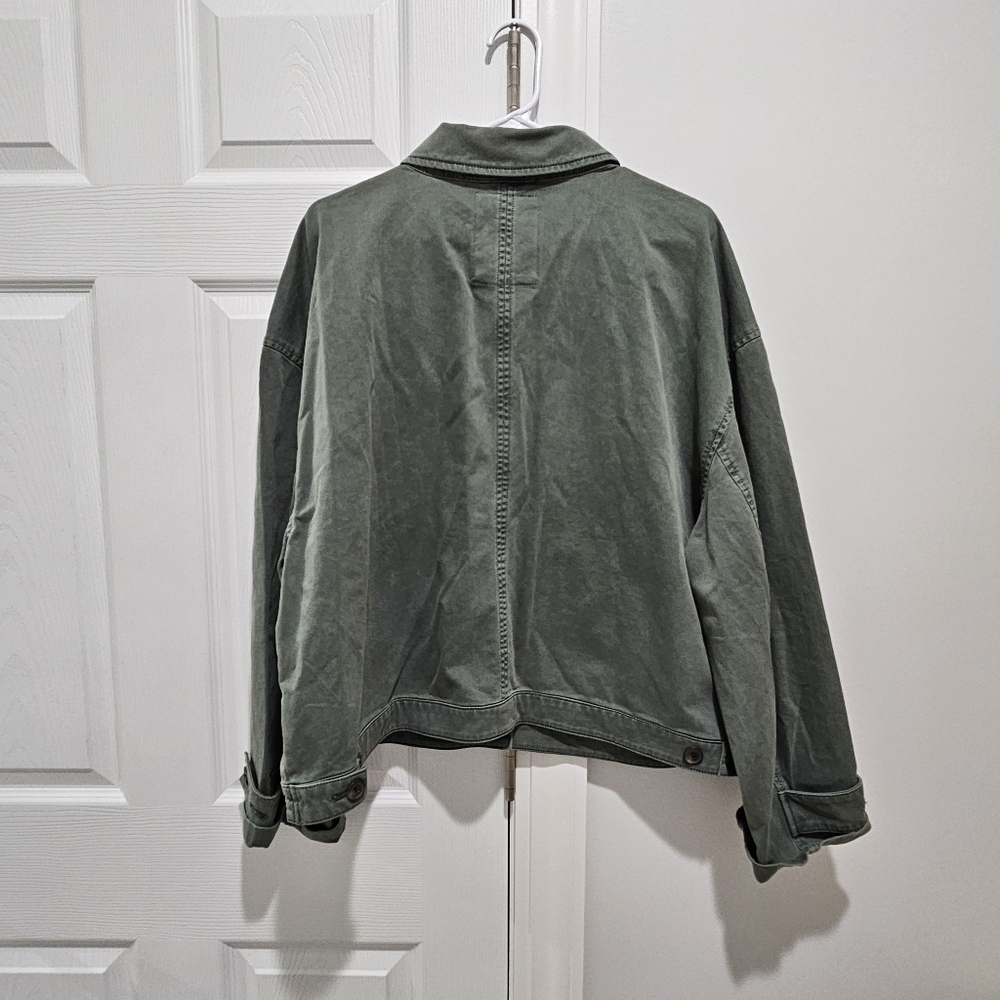 GAP Relaxed Utility Jacket - Picture 3 of 6